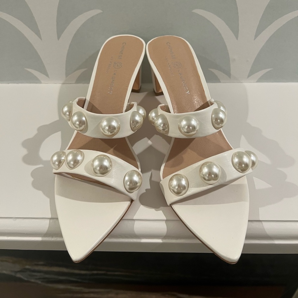 CHINESE LAUNDRY Yarley Pearled Pointed-Toe Sandal